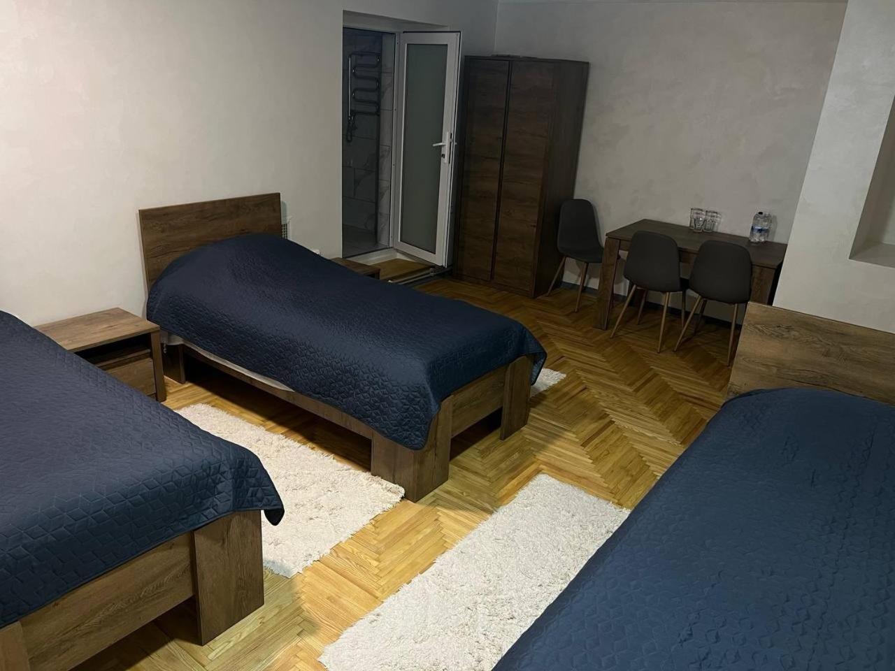 In Hotel Kamyanets-Podilski Dış mekan fotoğraf